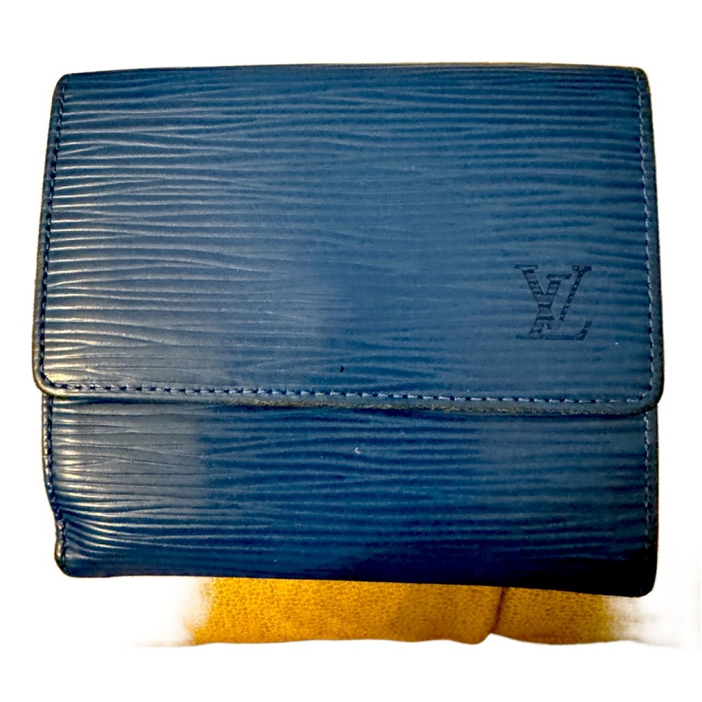 Authentic Louis Vuitton blue Epi
Leather Compact Wallet